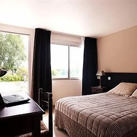 Hotel La Longue Vue Hotel 2*